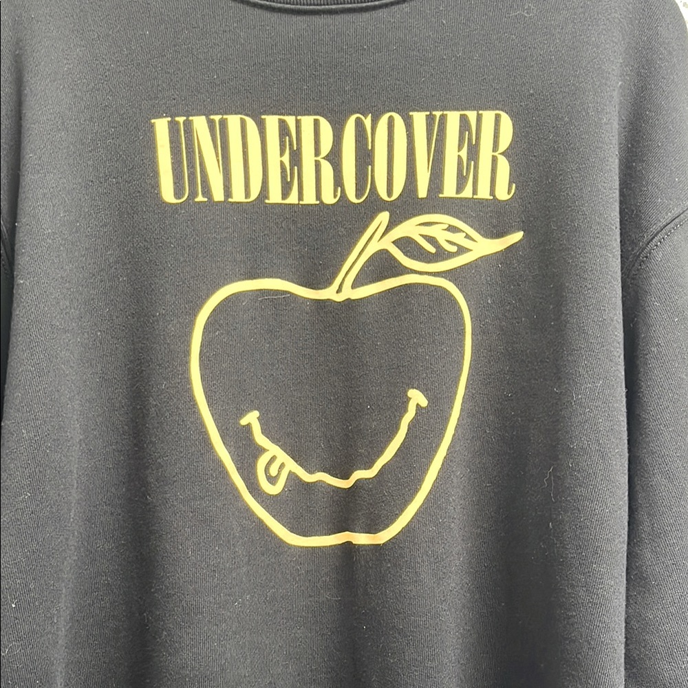 ✨Host Pick ✨ RARE Undercover x Jun Takahashi x Nirvana ‘Apple Smile’ Sweatshirt - Picture 3 of 6